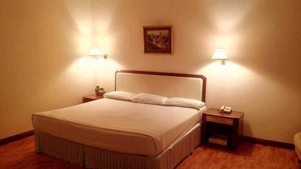 Seasons Of Yangon International Airport Hotel Kamer foto