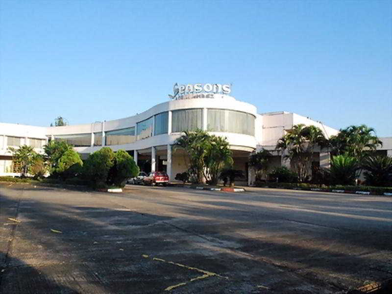 Seasons Of Yangon International Airport Hotel Buitenkant foto