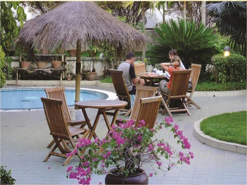 Seasons Of Yangon International Airport Hotel Buitenkant foto